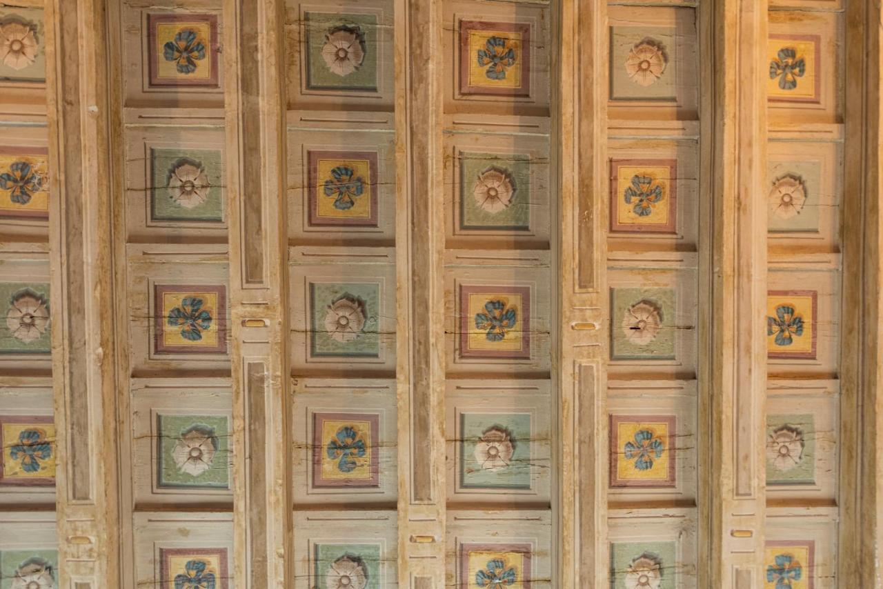 Santa Croce Palace By Mmega Florence Exterior photo